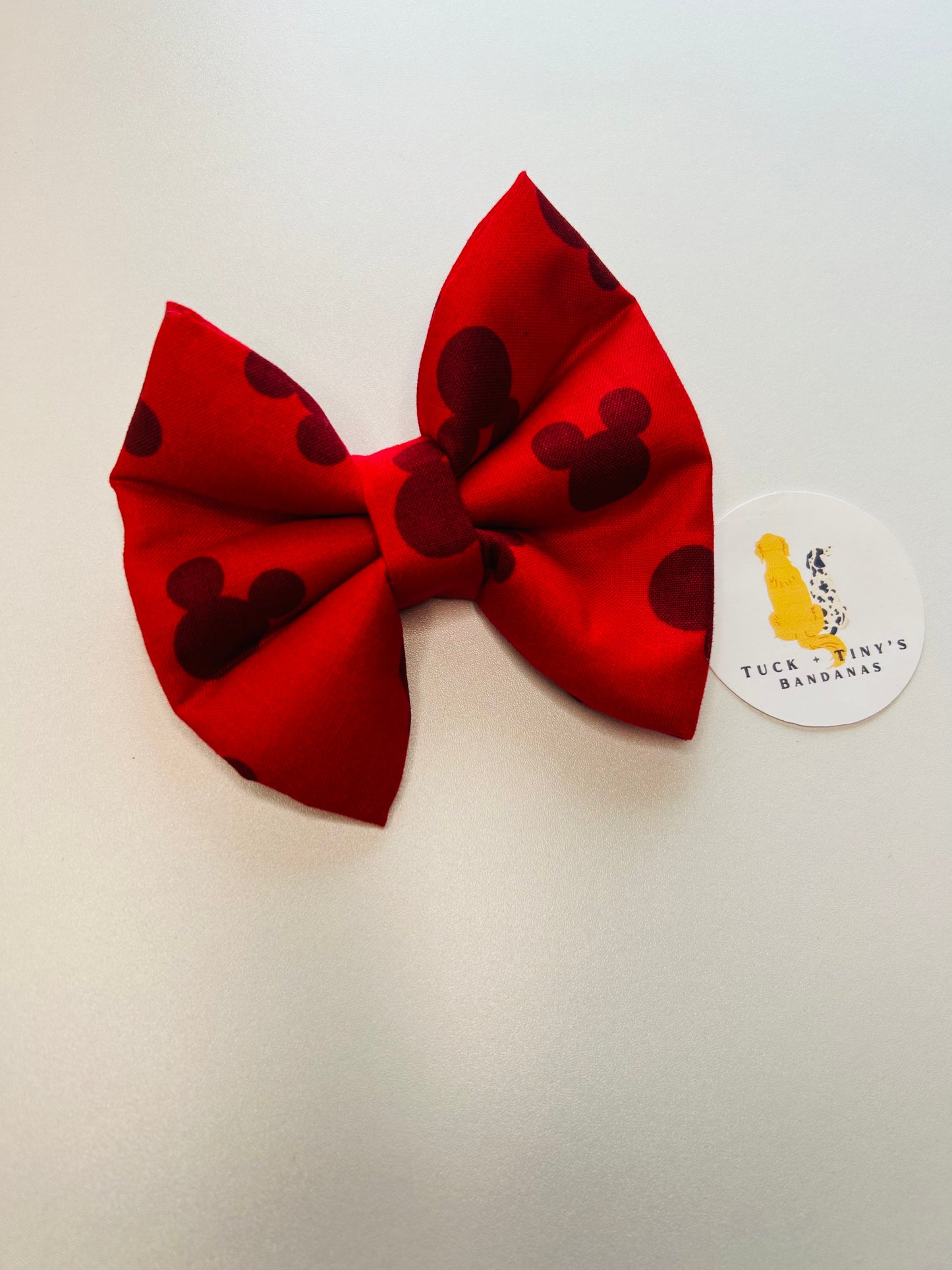 Meeska Mouska Slip Over the Collar Bow Tie