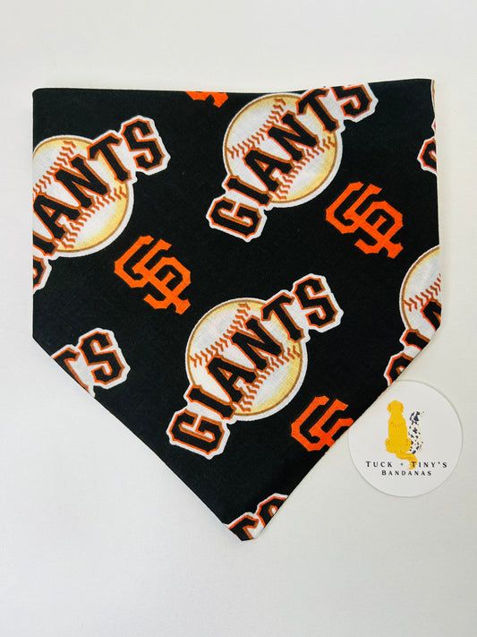 San Francisco Giants Slip Over the Collar Bandana