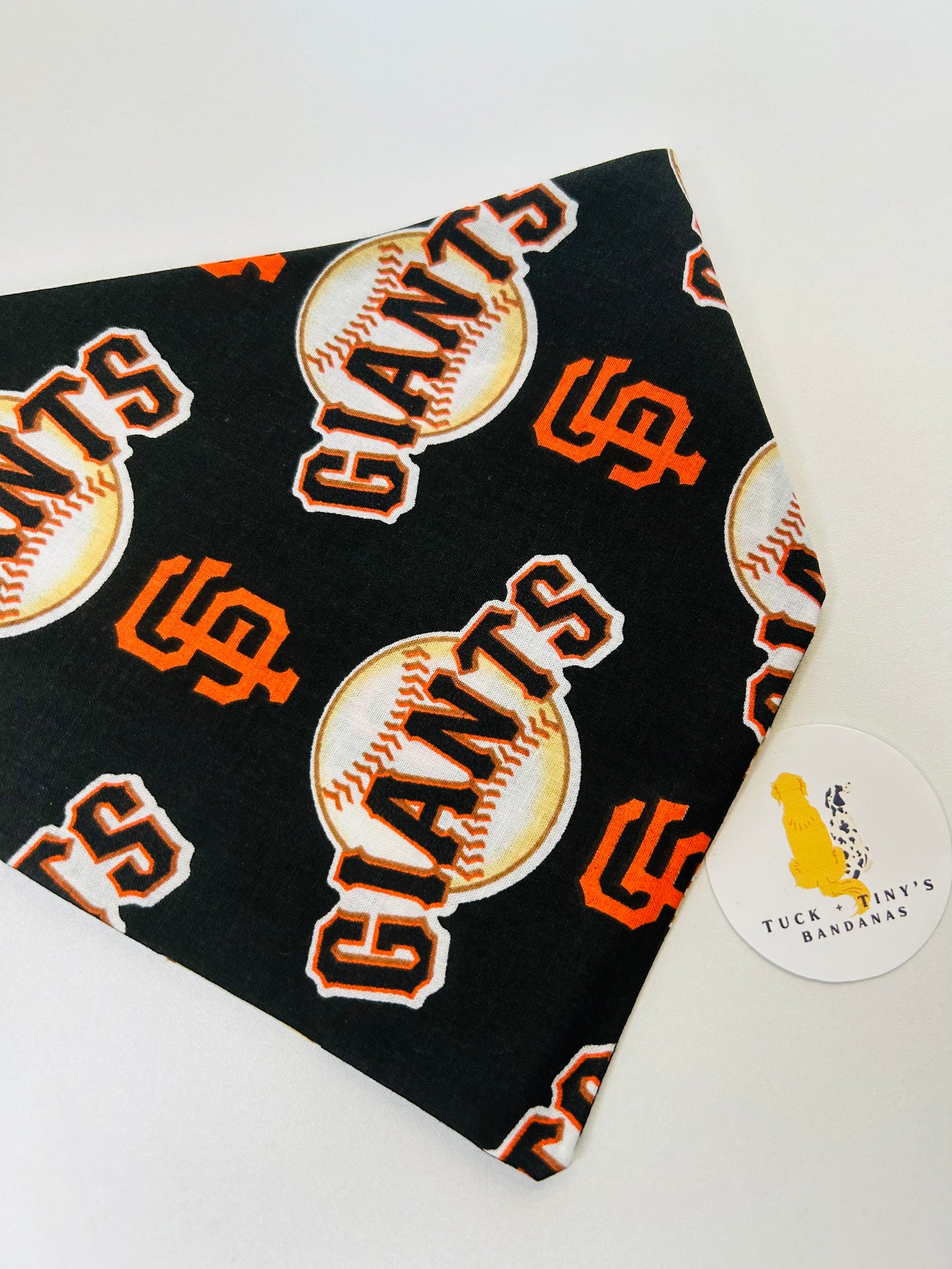 San Francisco Giants Slip Over the Collar Bandana