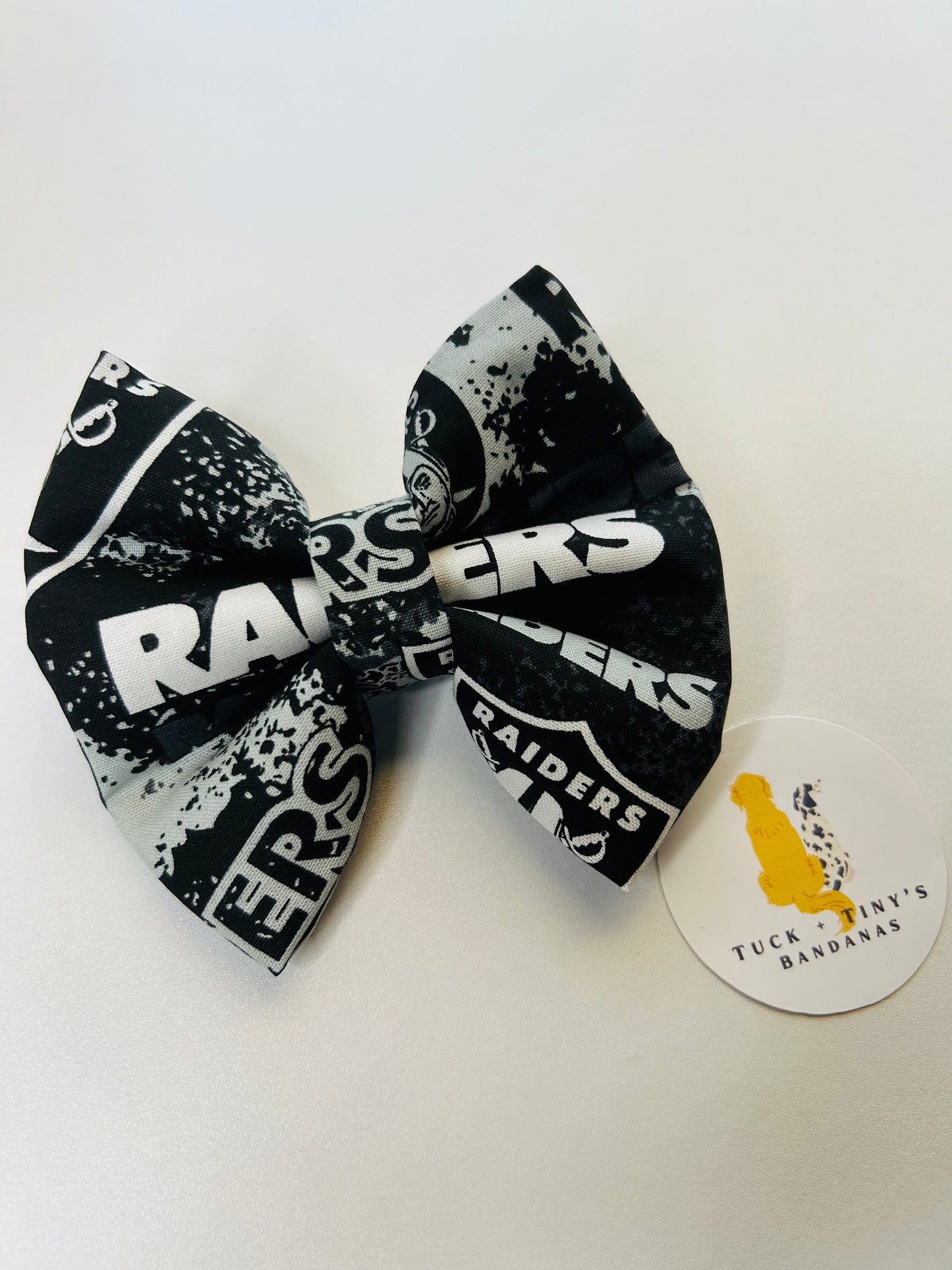 Las Vegas Raiders Slip Over the Collar Bow Tie