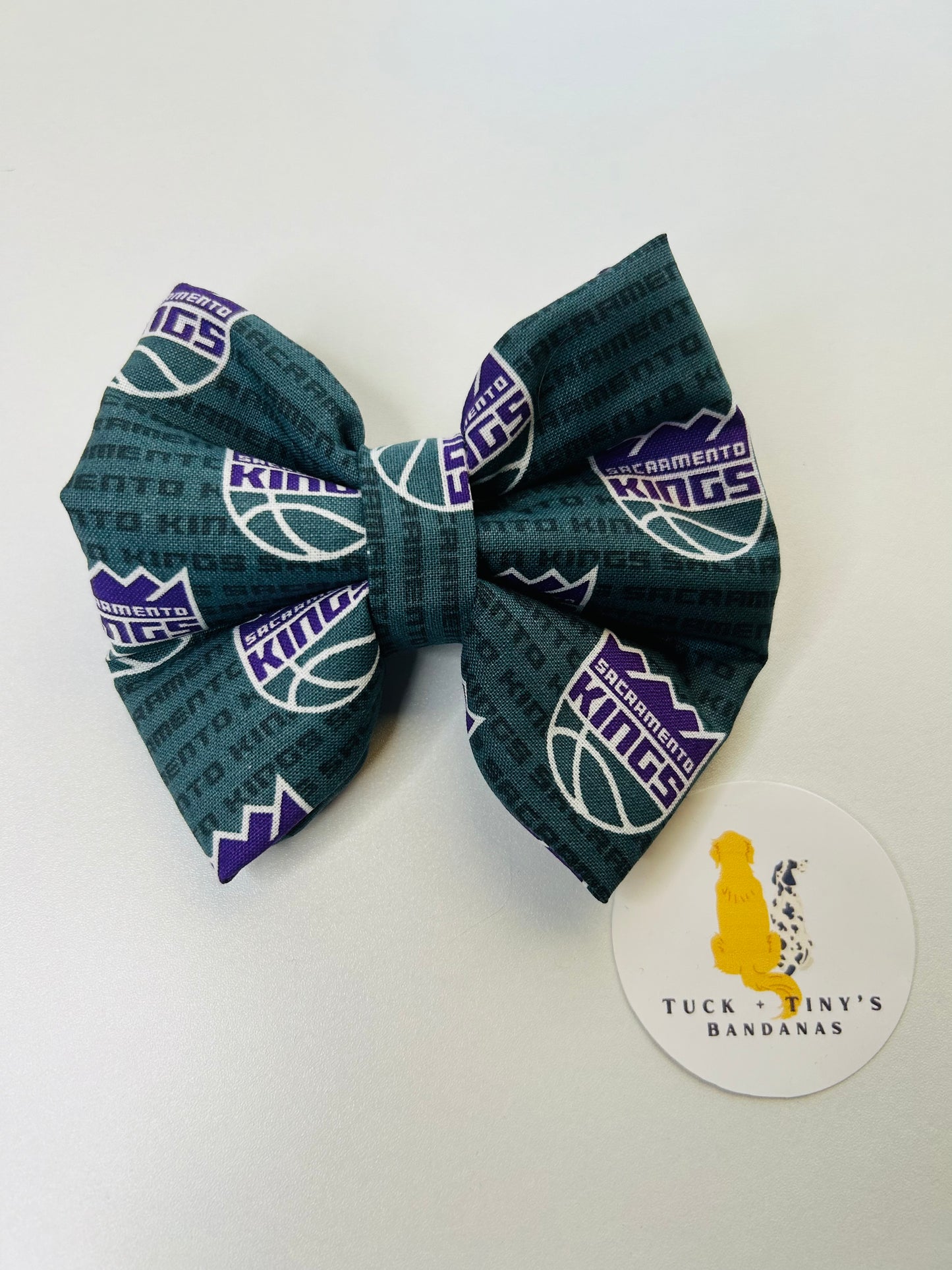 Sacramento Kings Slip Over the Collar Bow Tie