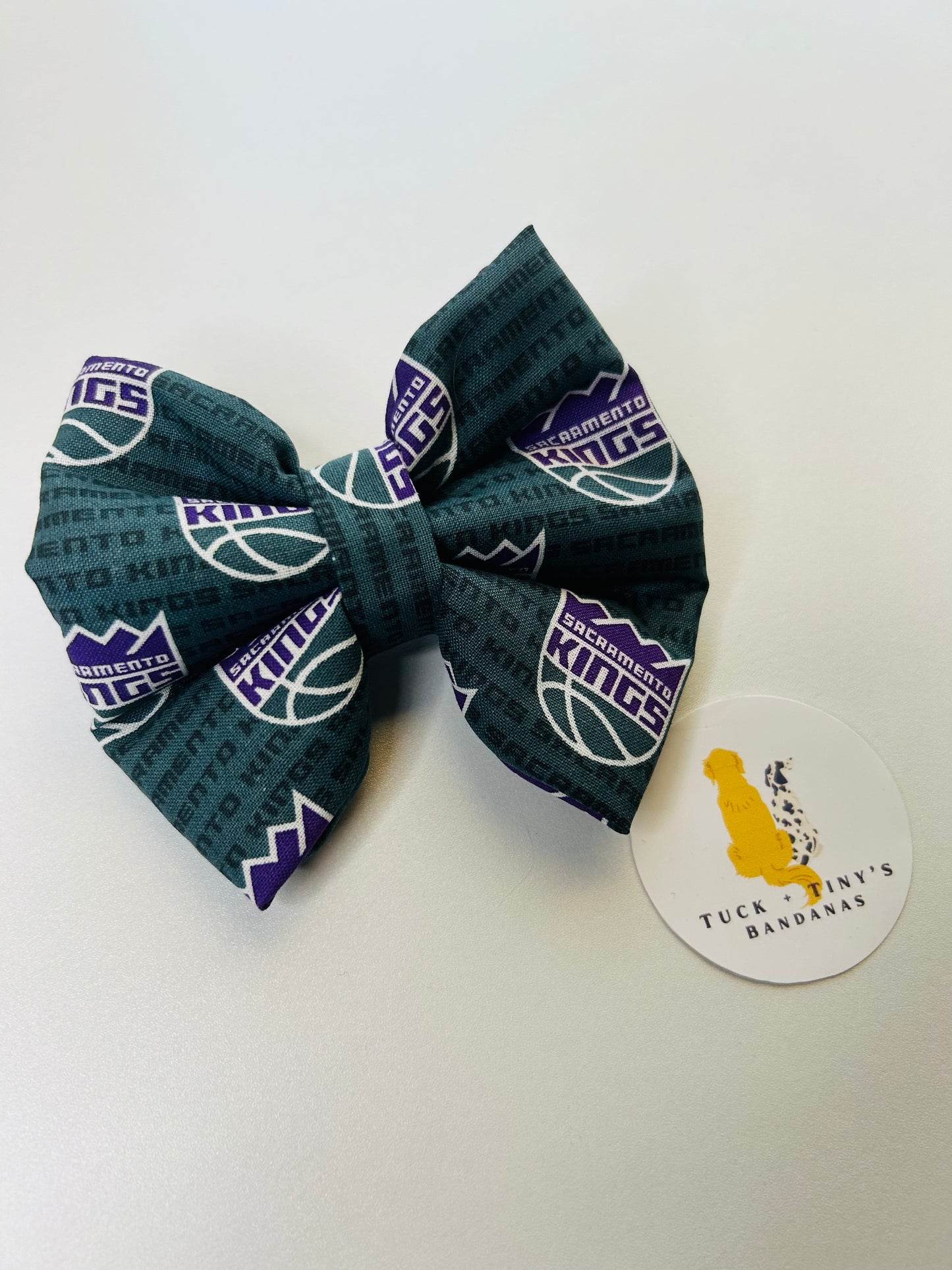 Sacramento Kings Slip Over the Collar Bow Tie