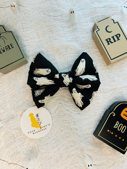 Spooky Mother Fluffer Slip Over the Collar Bow Tie